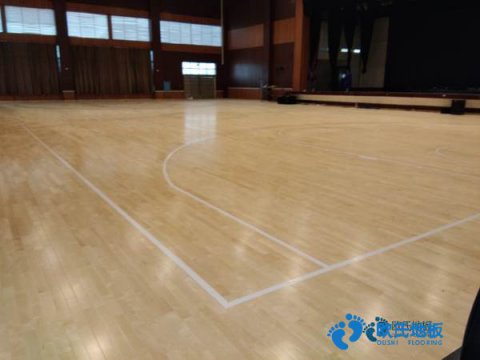 學校籃球場館地板檢測方法